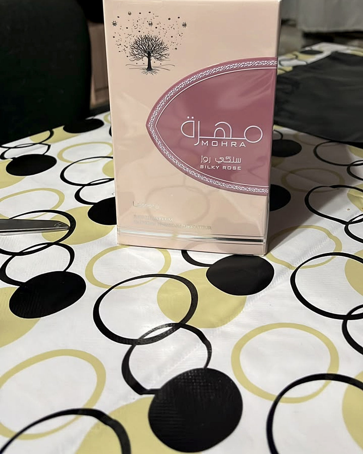 Lattafa Mohra Silky Rose – Distrito Perfumería